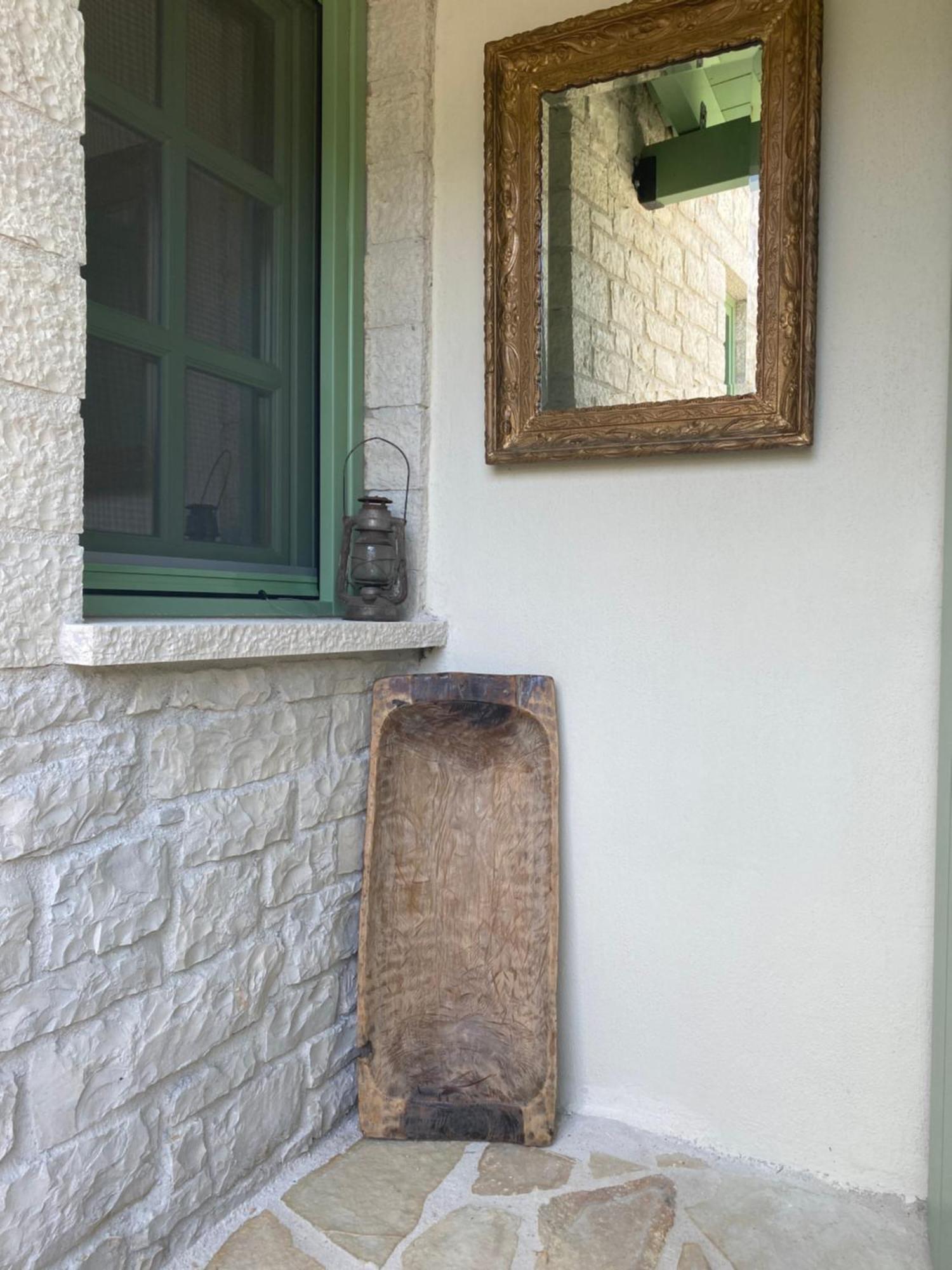 Apartament Aristi Boutique Stonehouse With Attic Zewnętrze zdjęcie